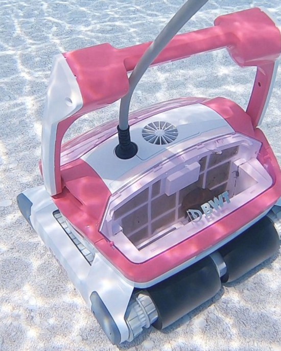 Robot curatare piscina BWT D600 cu App Control